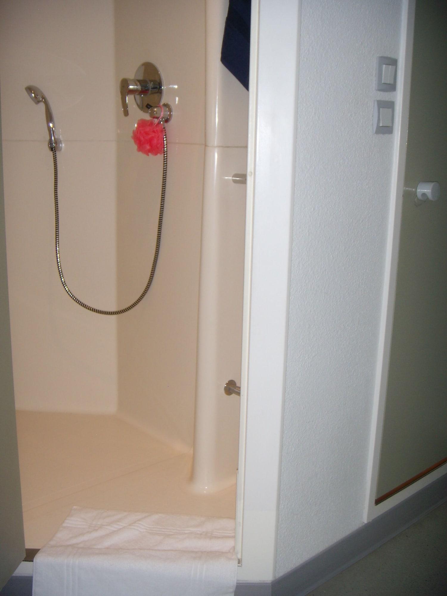 Cite De L'espace Hurel Hotel 2*