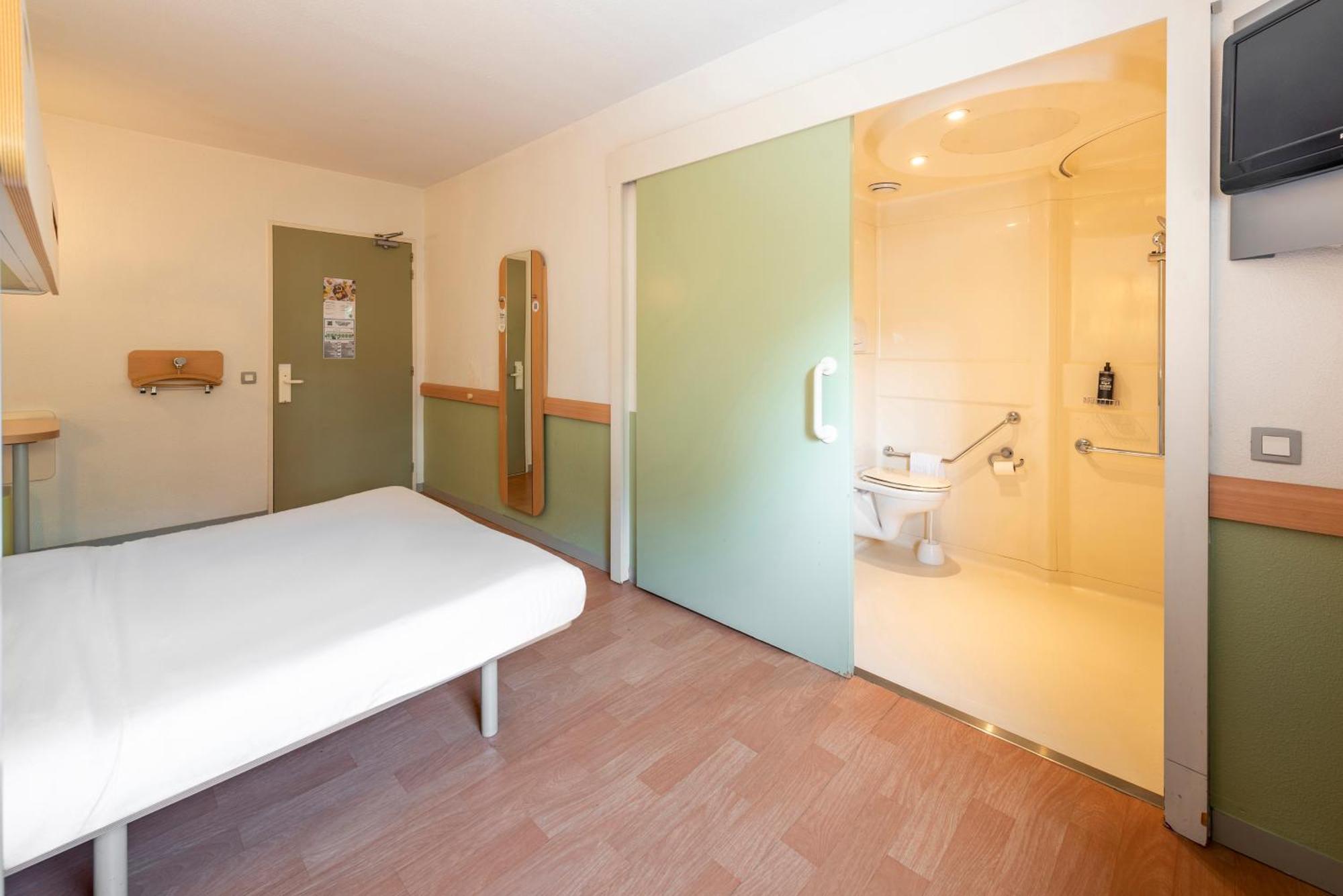 Cite De L'espace Hurel Hotel 2*