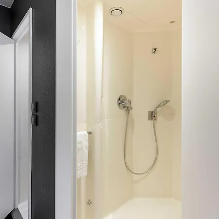 B&B Hotel Toulouse Cite De L'Espace Hurel Exterior photo
