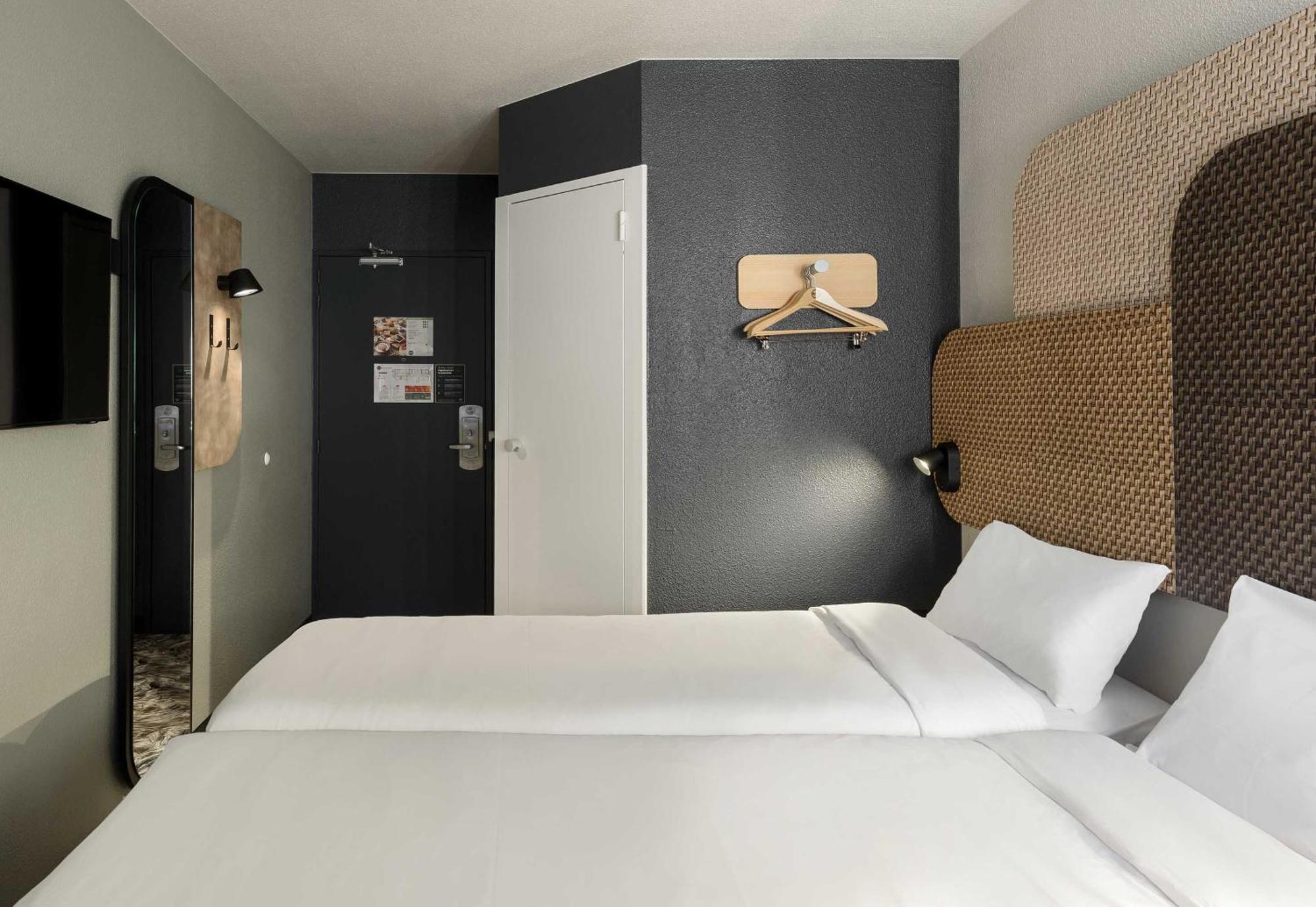 Hotel Cité De L'espace Hurel