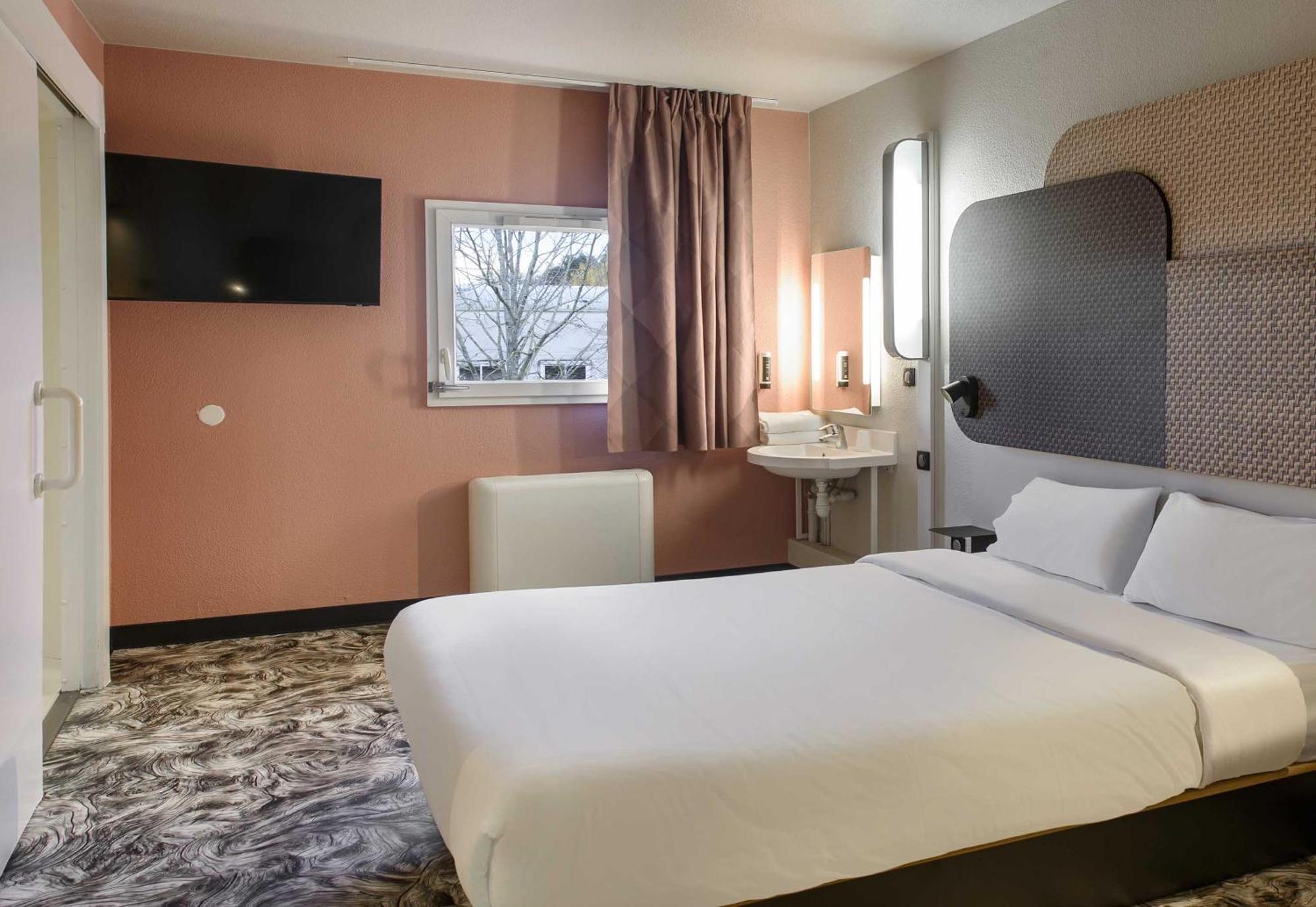 Hotel Cité De L'espace Hurel 2*